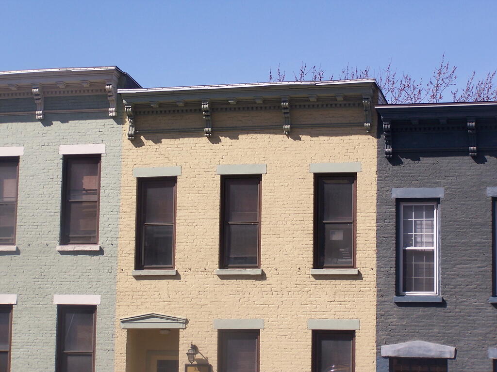 Photo: Building Color Photo: Building Color