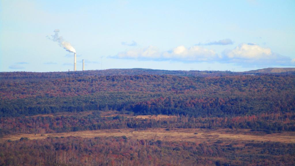 Photo: Mount Storm Power Plant and Coal Fields Seen from Hoye-Crest Photo: Mount Storm Power Plant and Coal Fields Seen from Hoye-Crest
