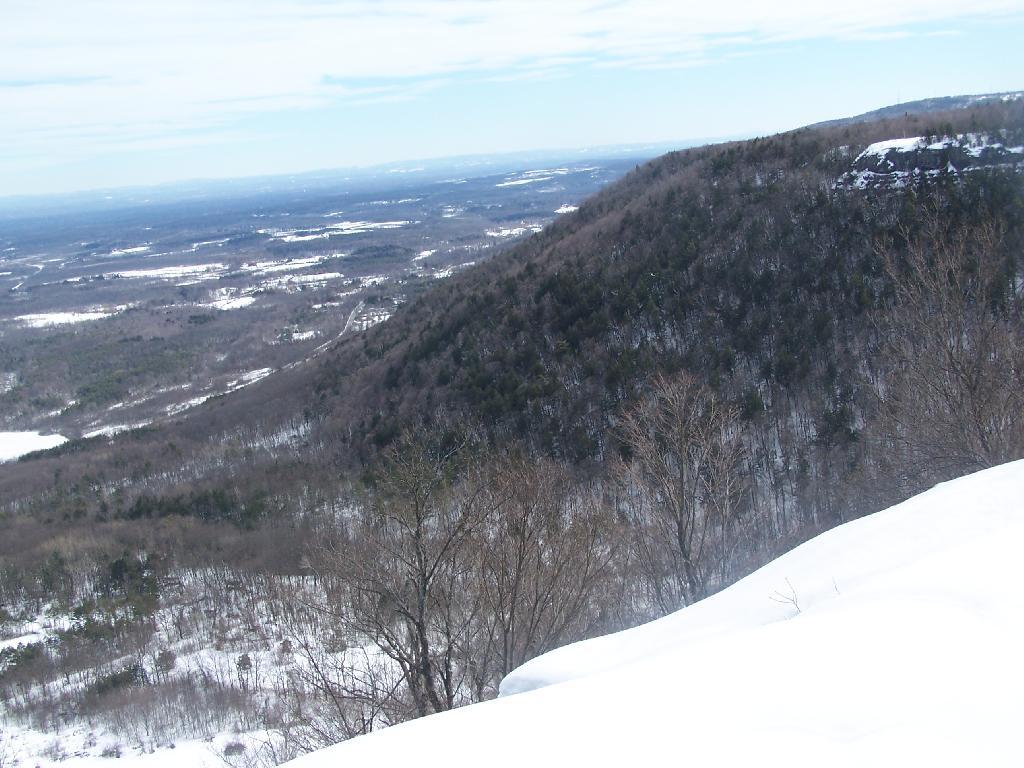 Photo: Towards Hang Gliders Cliff