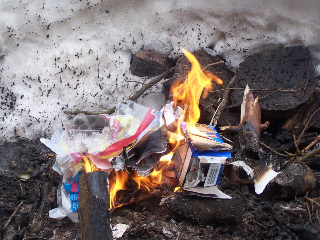 Photo: Camping Trash Photo: Camping Trash