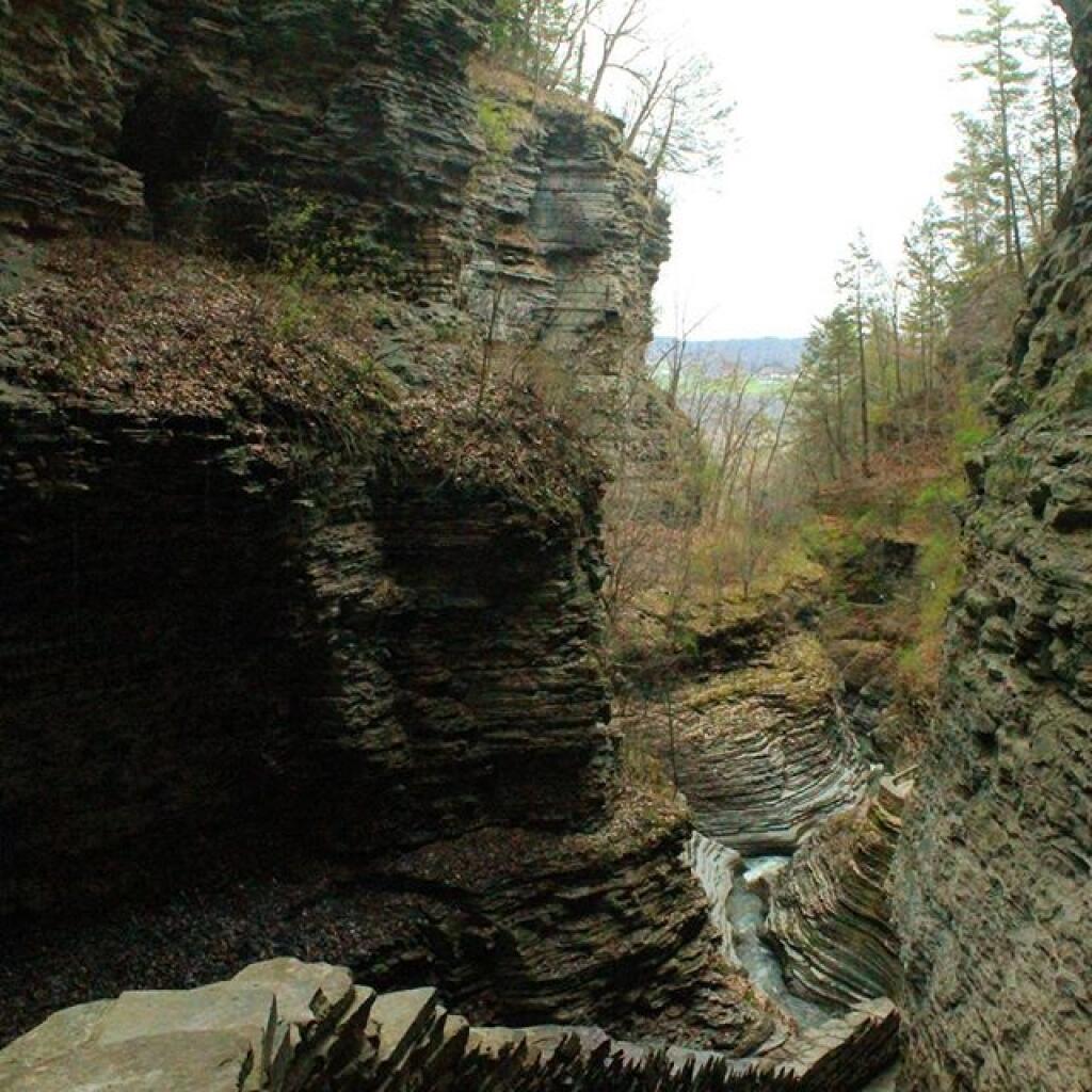 Photo: Gorge Photo: Gorge