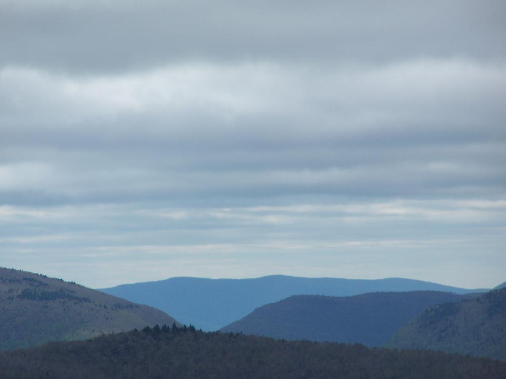 Photo: Sheridan Mountain Beyond Devil's Clove