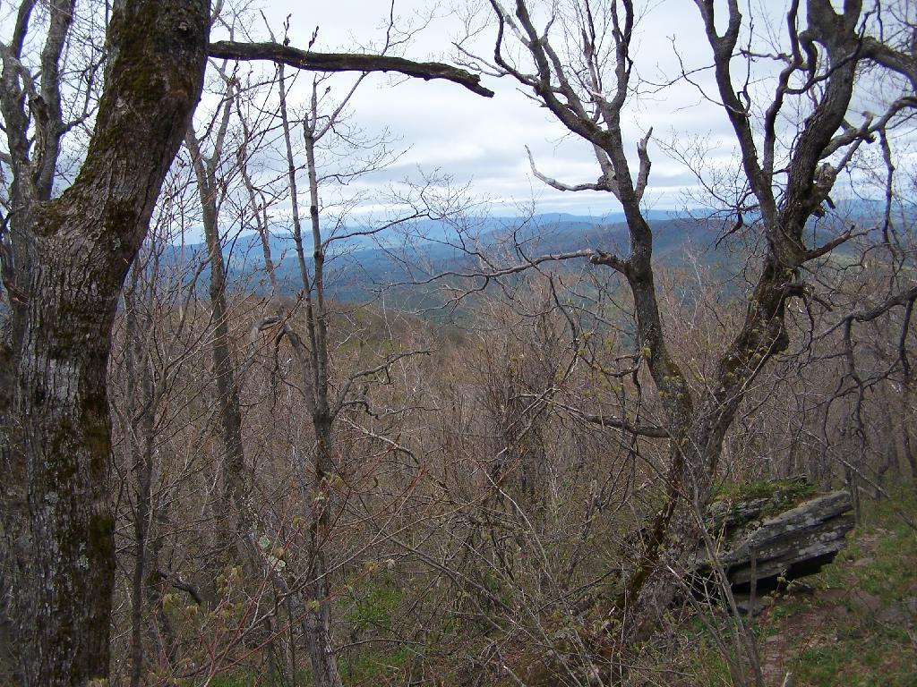 Photo: Broken Views Descending the Mountain Photo: Broken Views Descending the Mountain