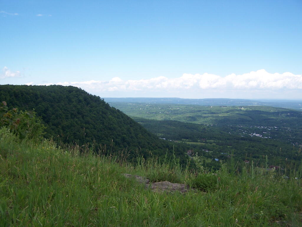 Photo: Escarpment from Hang Gliders Cliff Photo: Escarpment from Hang Gliders Cliff