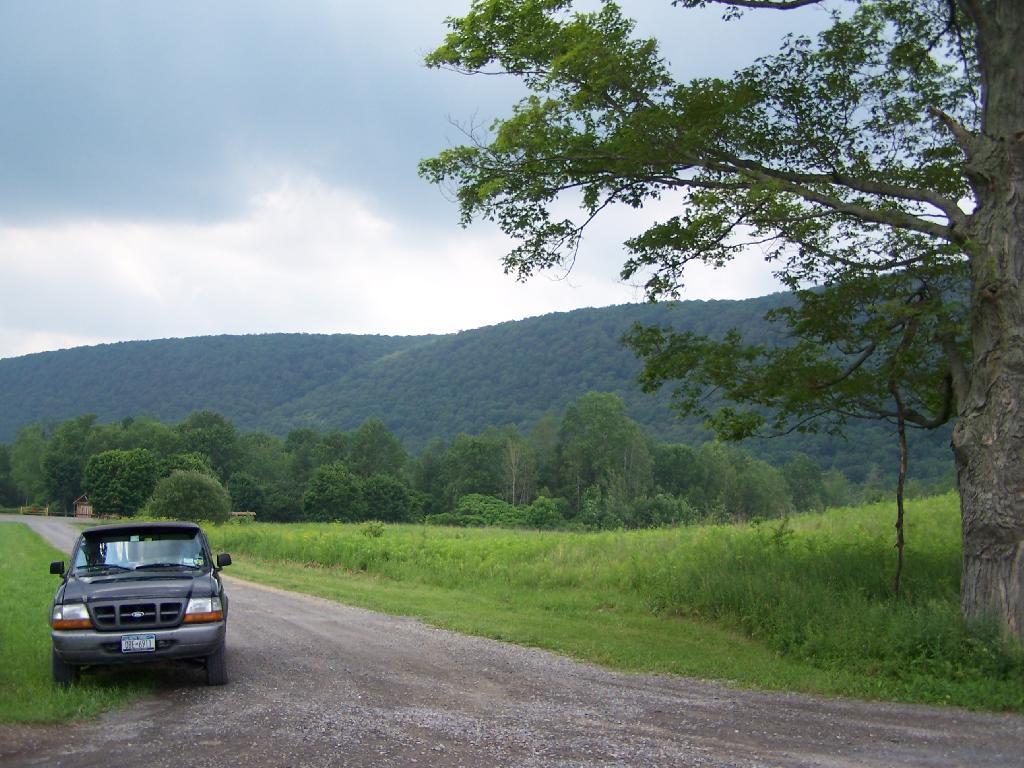 Photo: Entrance to Labrador Hollow Parking Area Photo: Entrance to Labrador Hollow Parking Area