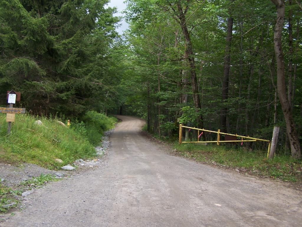Photo: Limekiln Entrance Gate Photo: Limekiln Entrance Gate