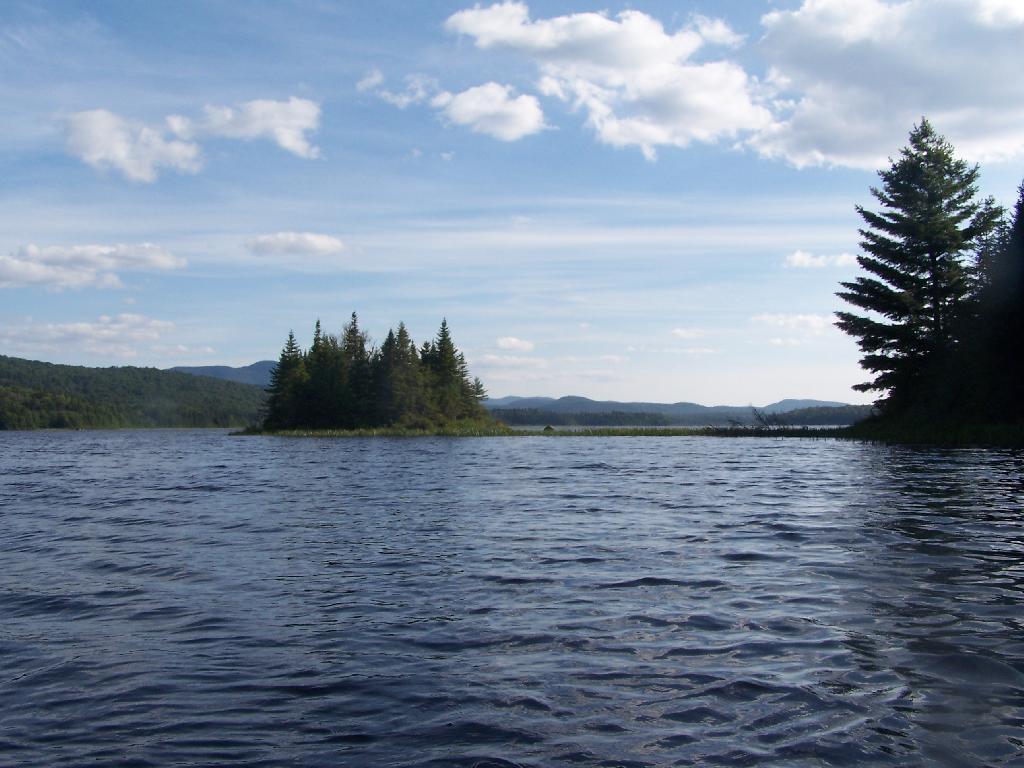 Photo: Island with Pillsbury Mountain Photo: Island with Pillsbury Mountain