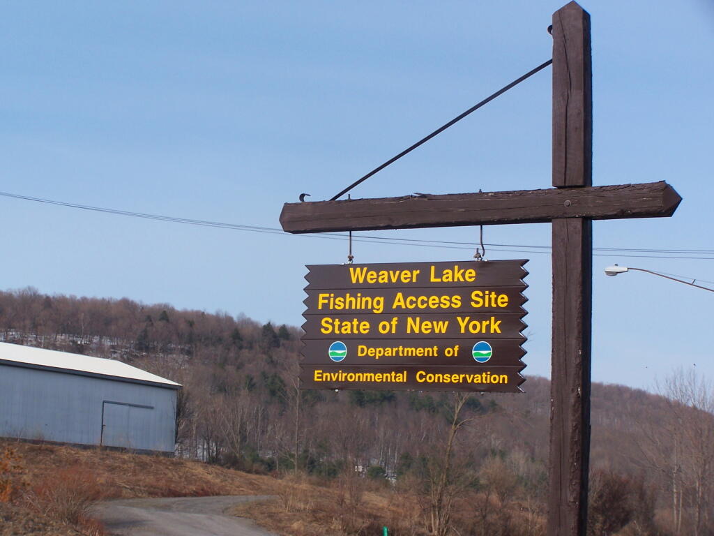 Photo: Weaver Lake Fishing Access Site Sign Photo: Weaver Lake Fishing Access Site Sign
