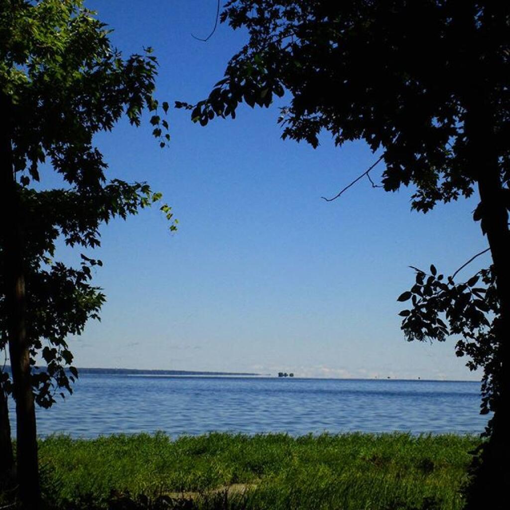 Photo: Blue skies Photo: Blue skies