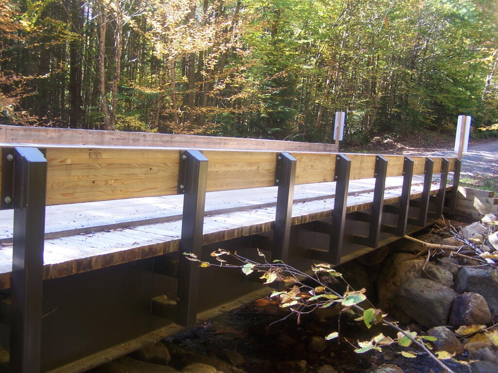 Photo: Looks Like a Solid Bridge Over the Bradley Bridge Photo: Looks Like a Solid Bridge Over the Bradley Bridge