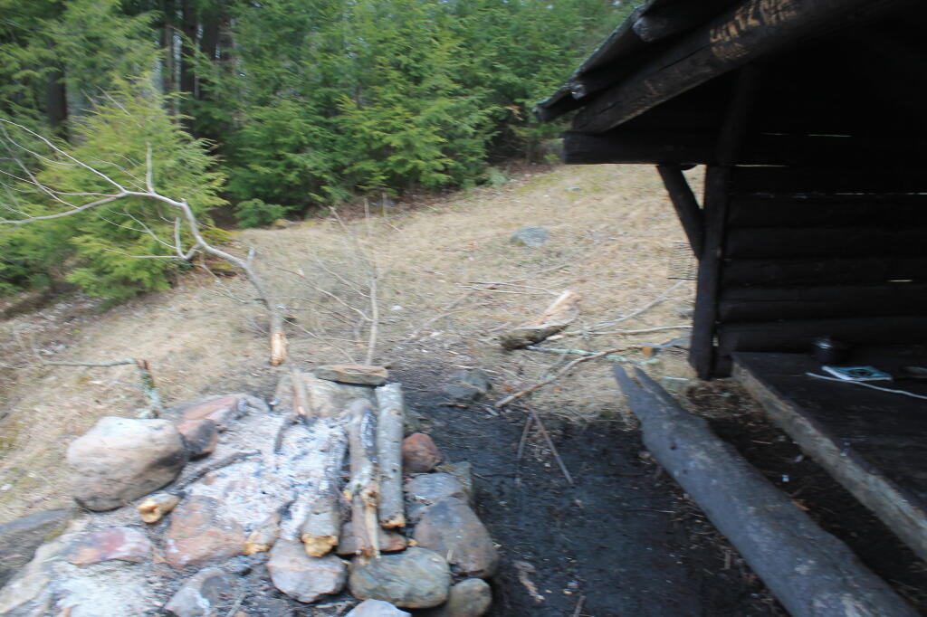 Photo: Inside the Lean-To Photo: Inside the Lean-To
