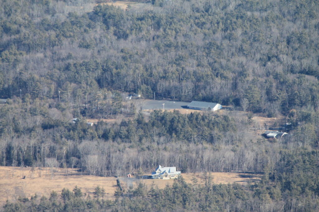 Photo: Houses Outside of Woodstock Photo: Houses Outside of Woodstock