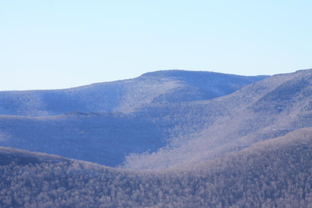 Photo: Edge of South Hunter Mountain Photo: Edge of South Hunter Mountain