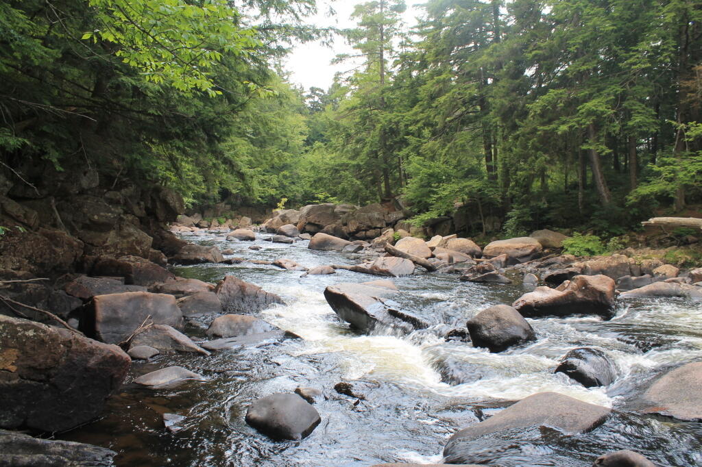 Photo: Auger Falls
