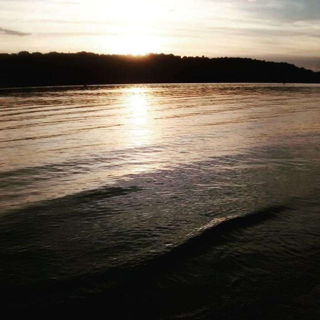 Photo: Sunset over the Hudson Photo: Sunset over the Hudson