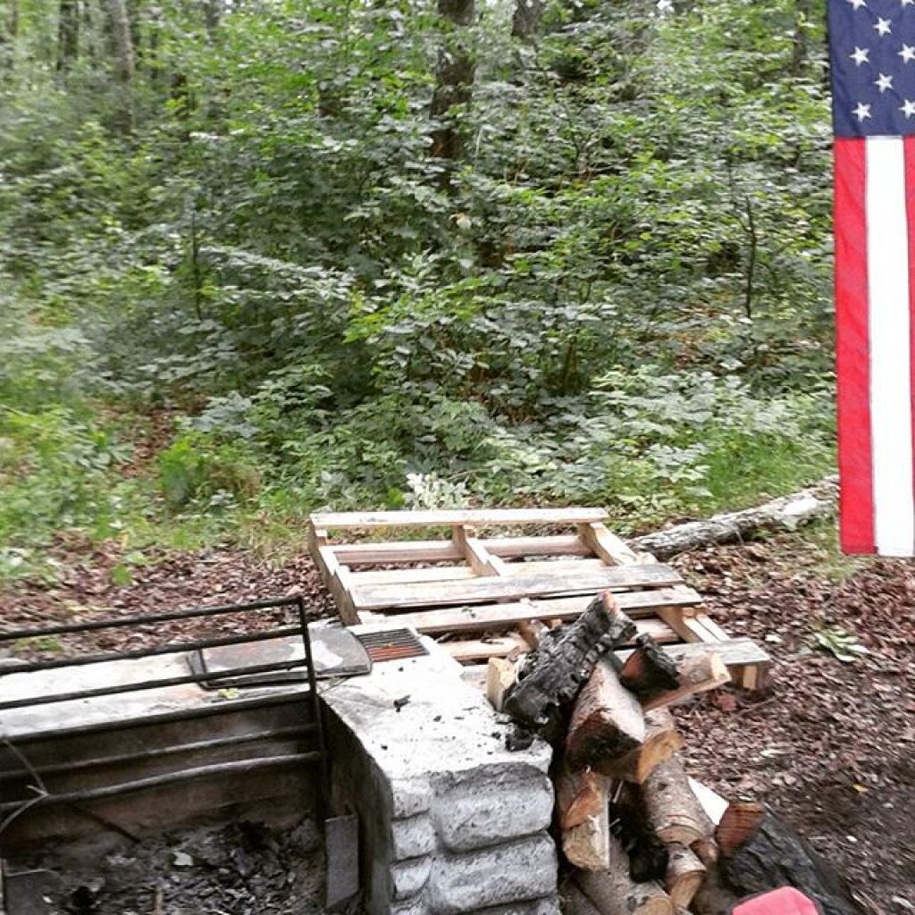 Photo: I found this pallet in Delmar. #winning #firewood Photo: I found this pallet in Delmar. #winning #firewood