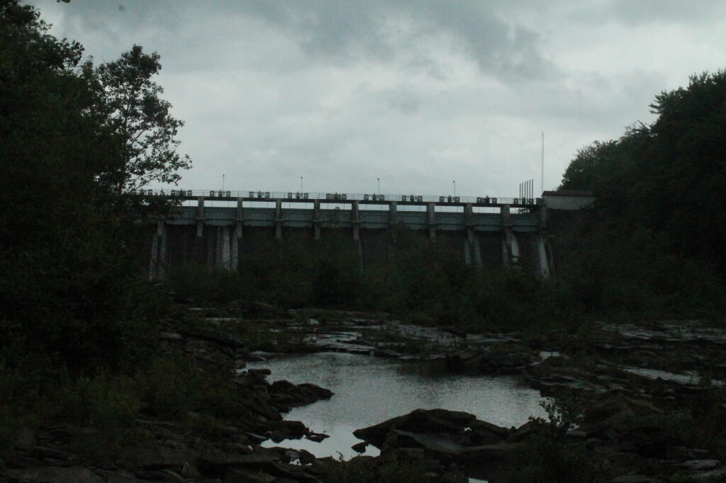 Photo: Salmon River Dam - Dark Photo: Salmon River Dam - Dark
