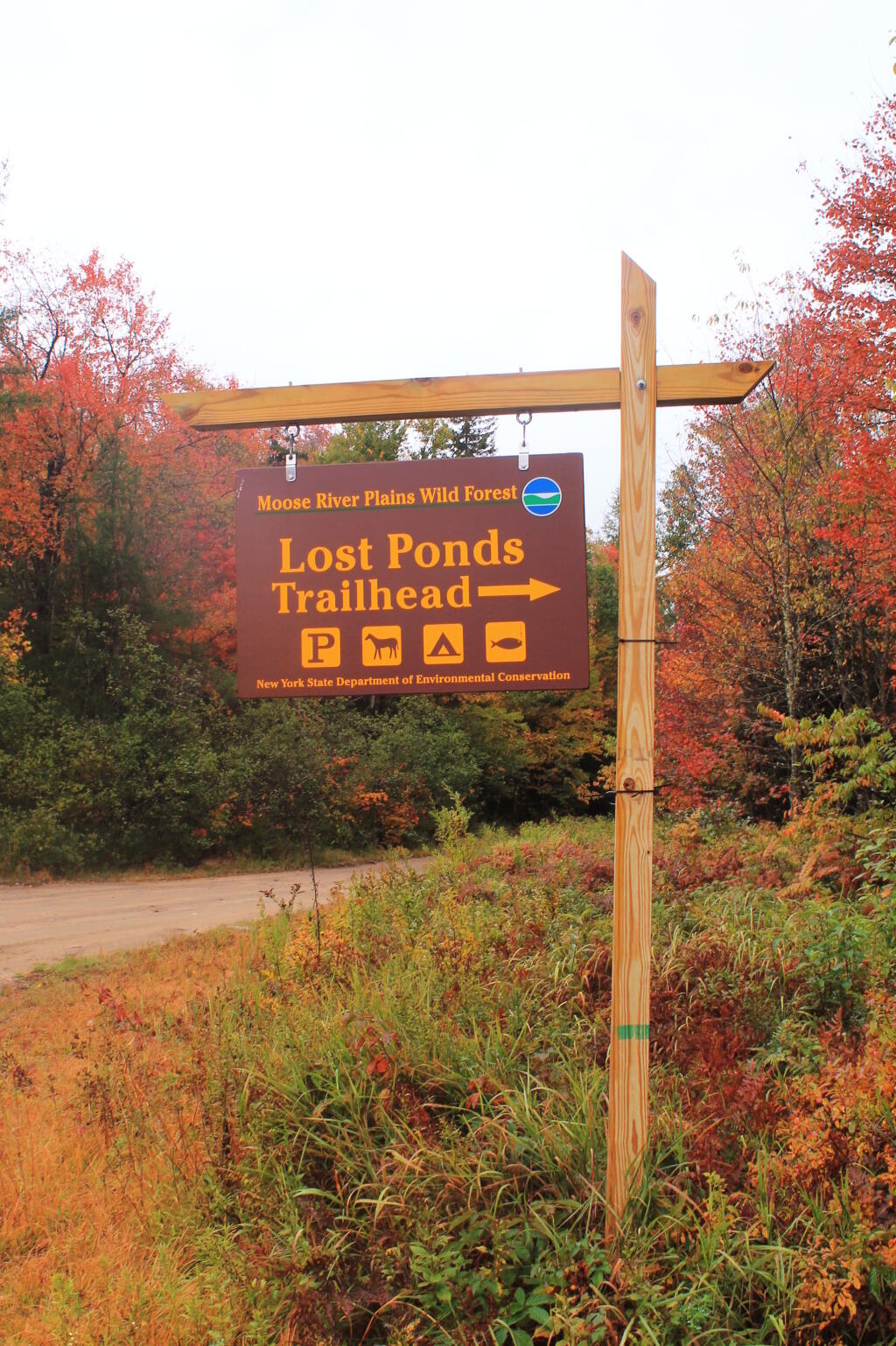 Photo: Lost Ponds Trailhead Photo: Lost Ponds Trailhead