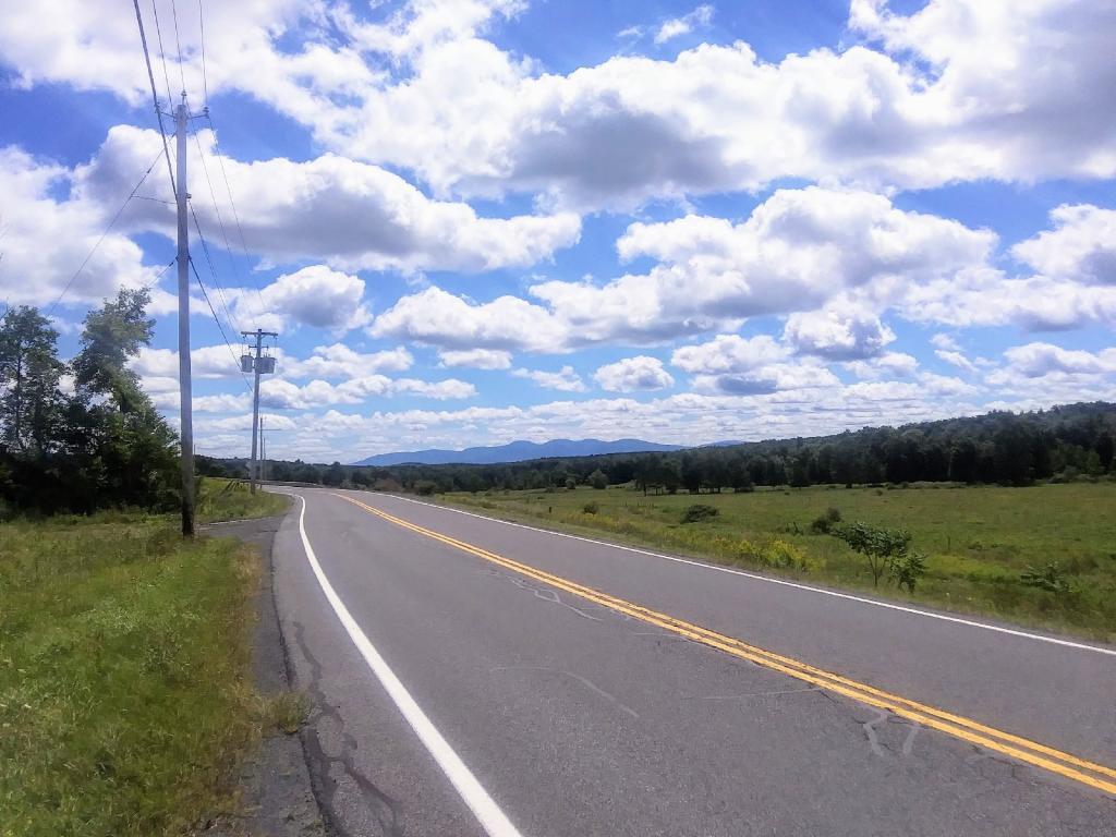 Photo: Always like to stop and look at this farm when hiking up here Photo: Always like to stop and look at this farm when hiking up here
