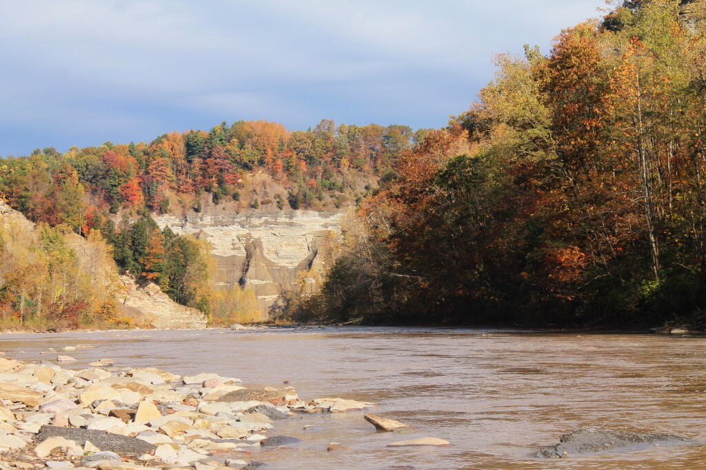 Photo: Looking Back At Pinnacle Point From The River Photo: Looking Back At Pinnacle Point From The River