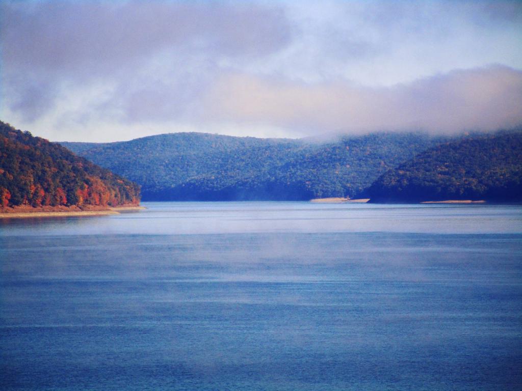 Photo: Fog on the Allegheny Reservior Photo: Fog on the Allegheny Reservior