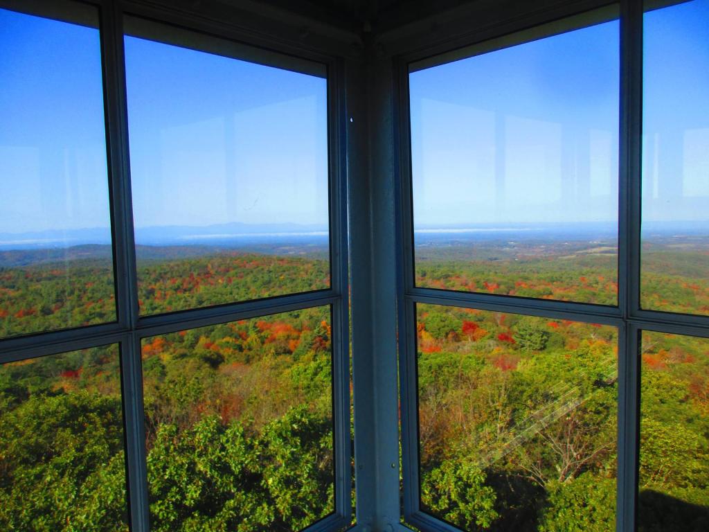Photo: Windows on the autumn Photo: Windows on the autumn