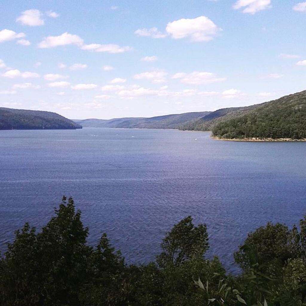 Photo: Reservoir Photo: Reservoir