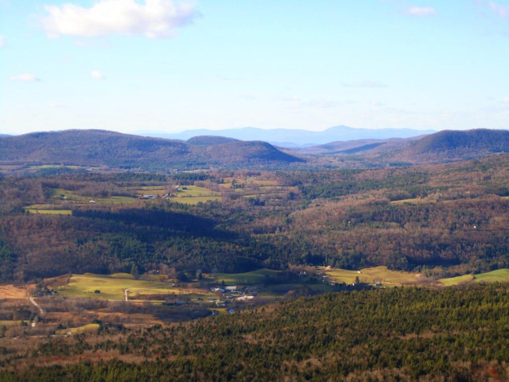 Photo: White Rocks Overlook Photo: White Rocks Overlook