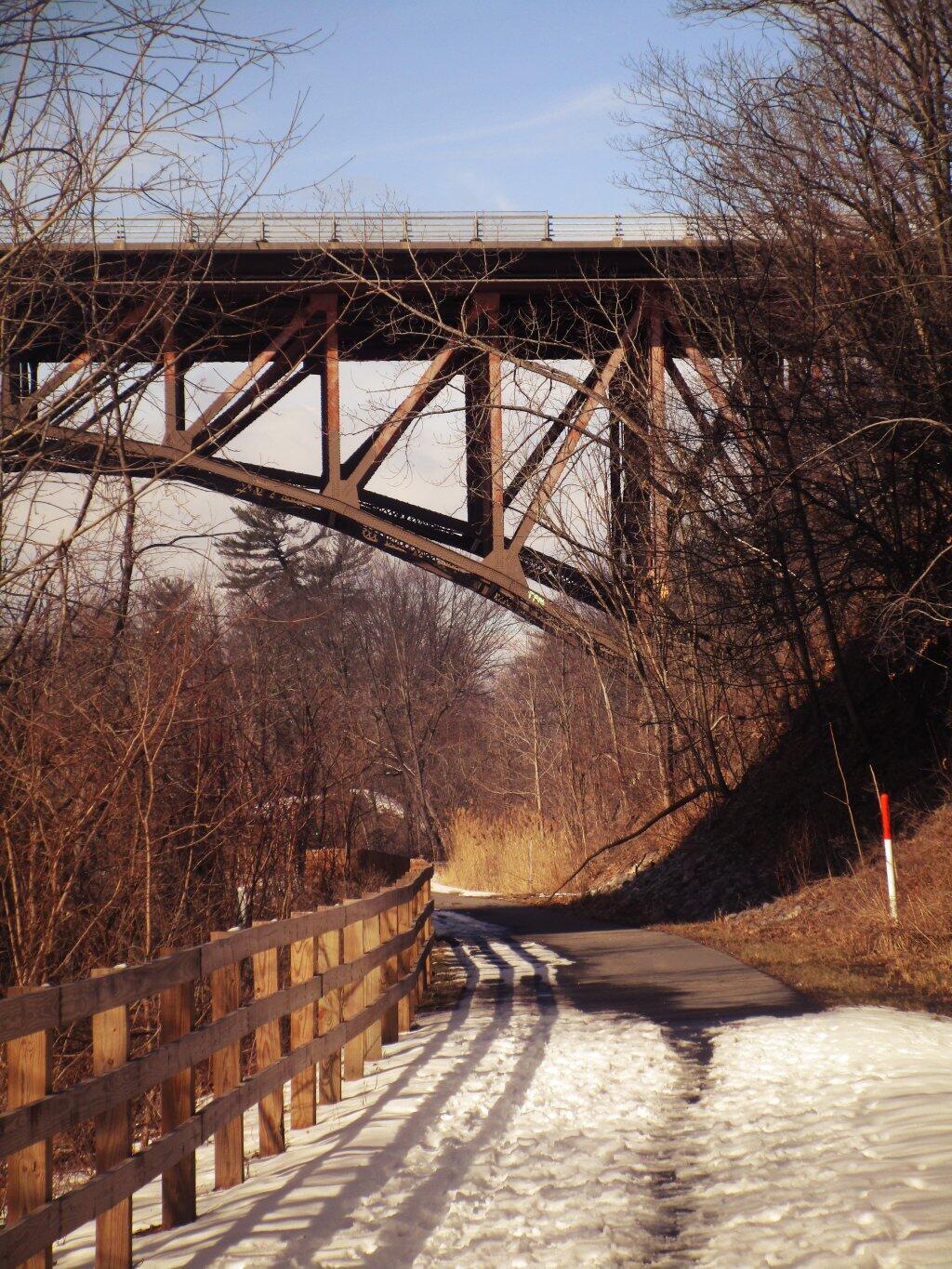Photo: Thruway Arch Photo: Thruway Arch