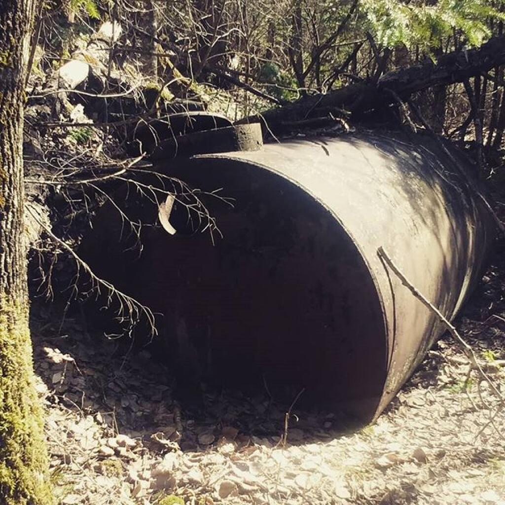 Photo: Old tank back in the Fox Lair ruins Photo: Old tank back in the Fox Lair ruins