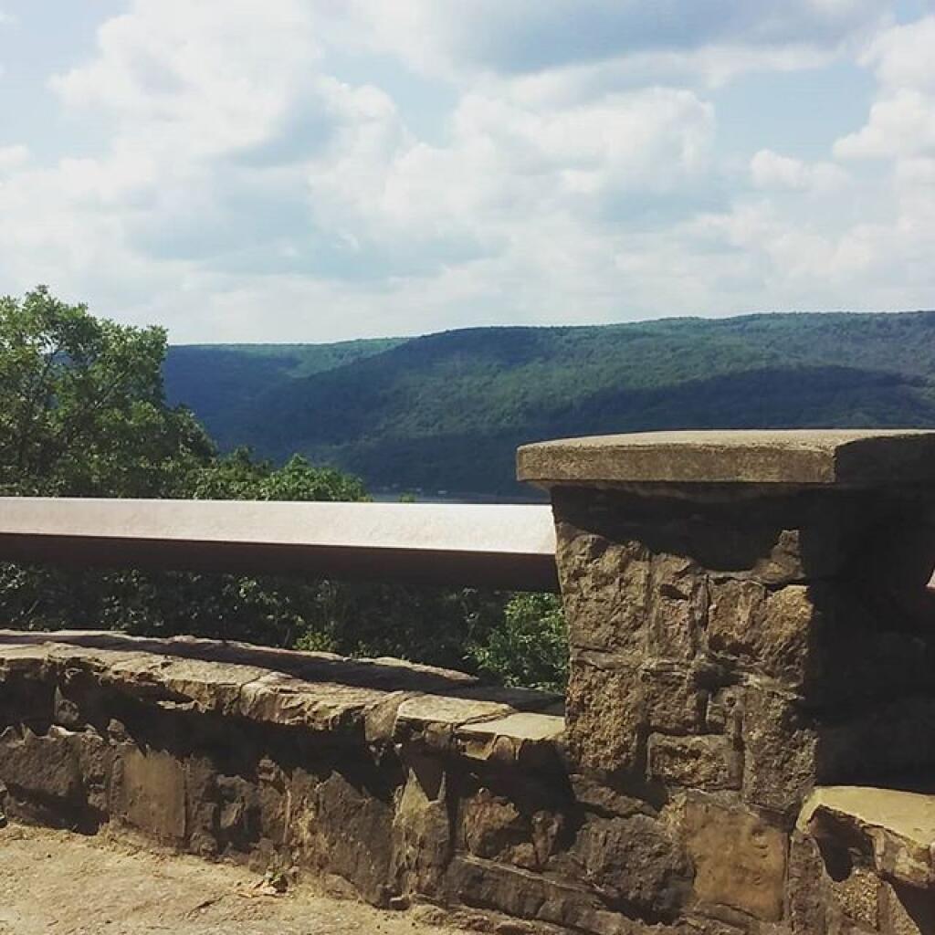 Photo: Railing Photo: Railing